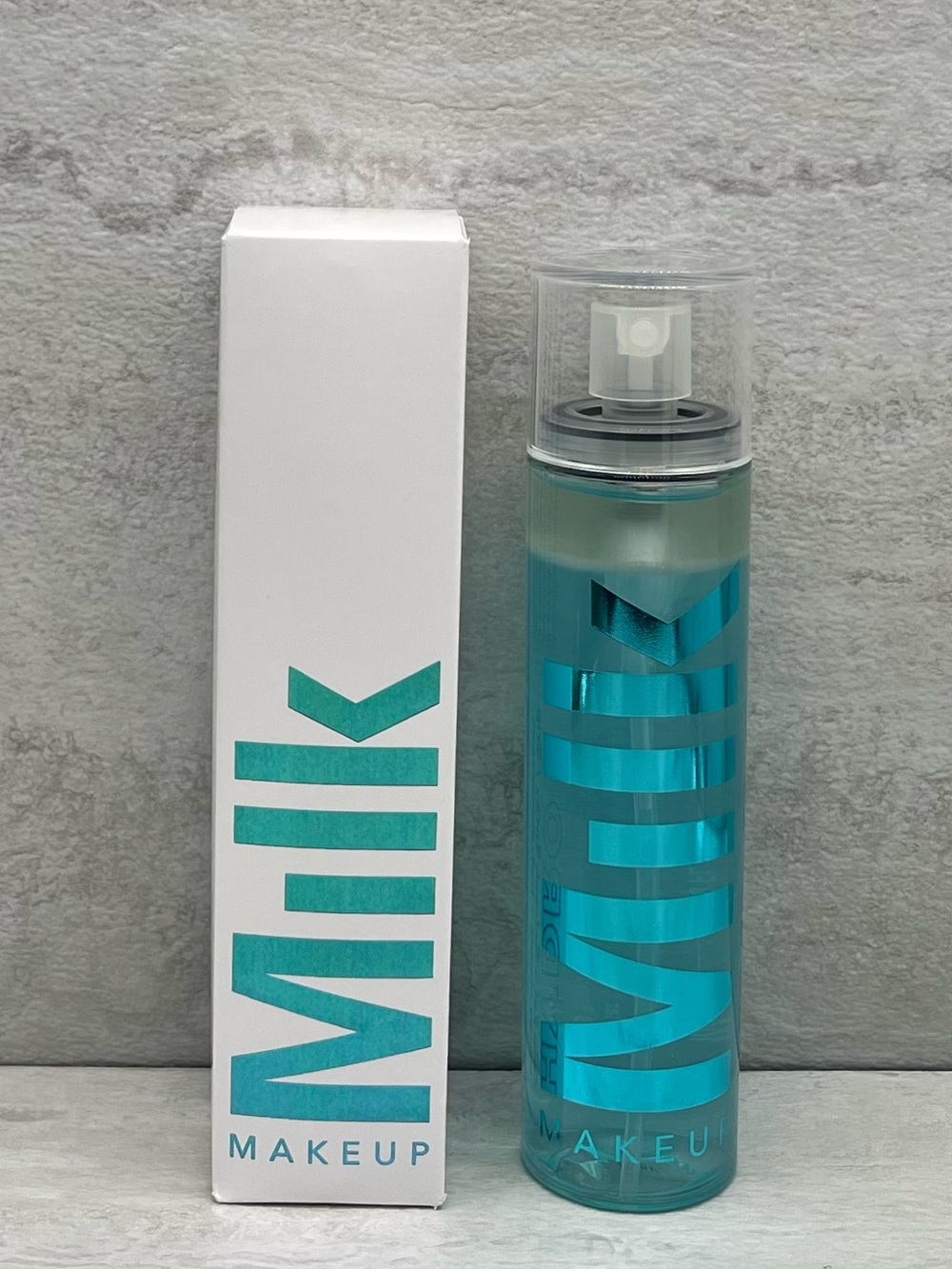 ☄️Milk Makeup Hydro Grip 12HR Dewy Setting Spray